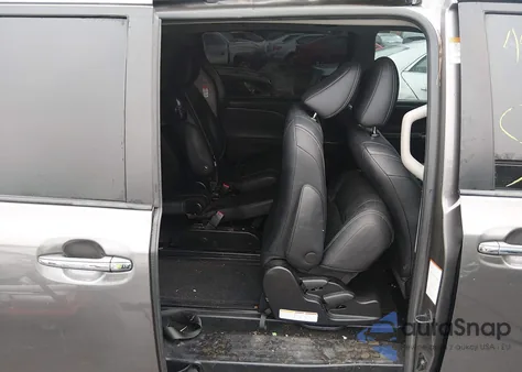 2016 Toyota Sienna Se 8 Passenger из США, поврежденный, VIN 5TDXK3DC7GS691775